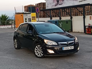 OPEL ASTRA EXCELENTE ESTADO PGT C