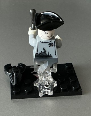 Minifigure Officer Santos Pirati Caraibi (c/ LEGO)