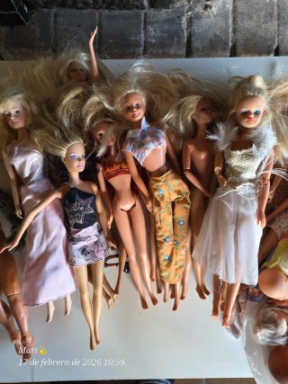 Lotto di bambole Barbie