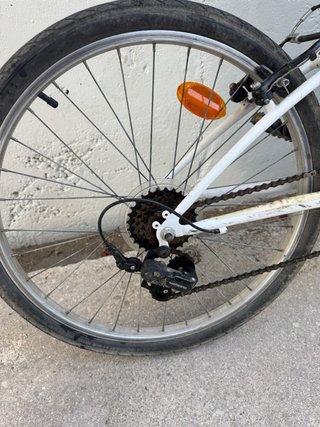 Bicicleta infantil B'TWIN blanca