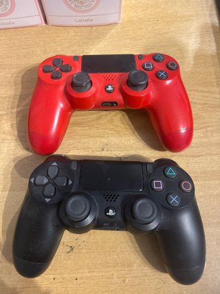 Mandos PS4 (PlayStation 4) Rojo y Negro