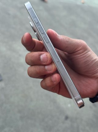 iPhone 16 Pro Max Plata