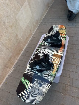 Tabla de Wakeboard con Botas