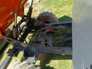 Dumper Ausa Hidrostático
