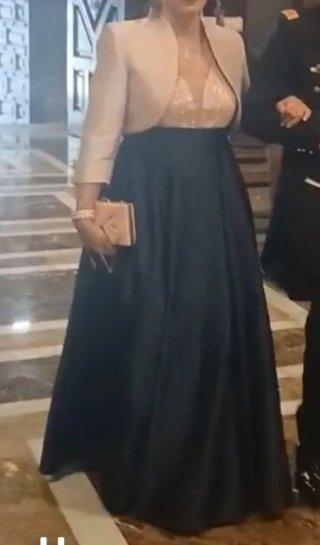 Vestido fiesta azul y rosa con chaqueta