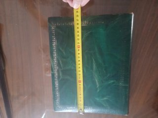 Álbum de Fotos Antiguo con Tapas de Cuero, Verde