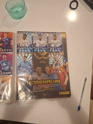 Álbum Panini Adrenalyn Club World Cup 25