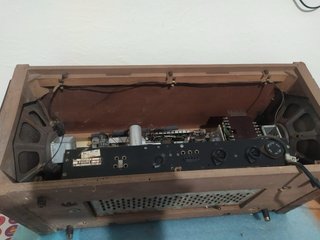 Radio antigua de madera Philips