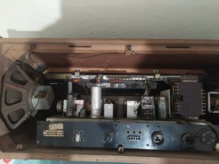 Radio antigua de madera Philips