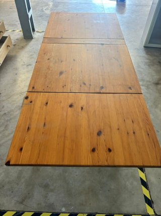 Mesa de comedor de madera extensible