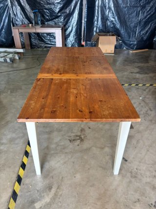 Mesa de comedor de madera extensible