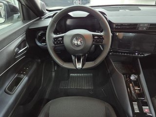 Alfa Romeo Junior Ibrida 100kW (136CV)