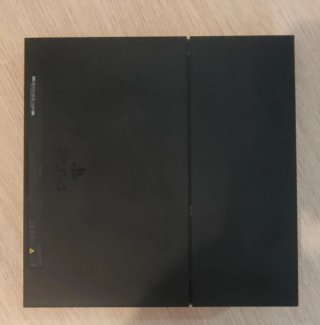 PS4 Fat + 3 Juegos