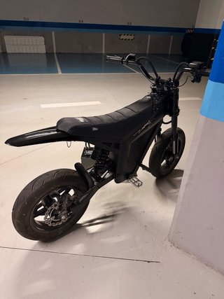Moto Eléctrica TUTTIO Off-Road Negra