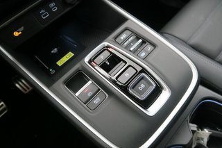 Honda CR-V 2.0 i-MMD PHEV 4X2 Advance Tech