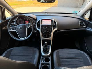 Opel Astra 2016 / 100.000km