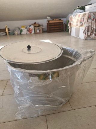 Pentolone per salsa