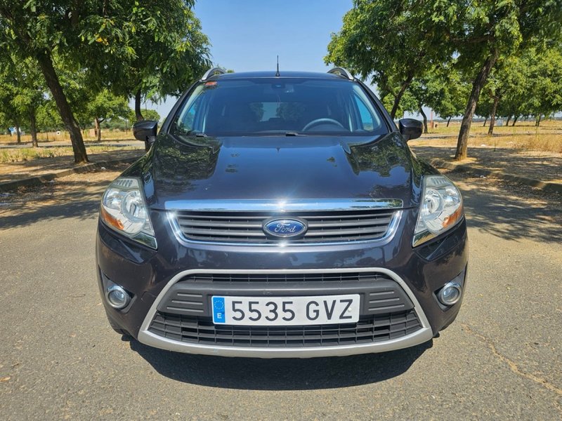 Ford Kuga 2010 - foto 1