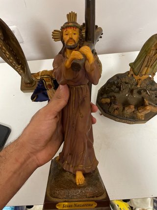 Figura Jesús Nazareno Cruz