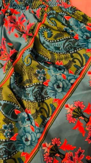 Pantalones largos estampados