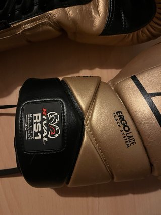 Guantes Boxeo Rival RS1 Ultra 2.0 Dorados