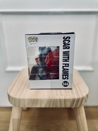Box Funko Pop Scar with Flames 544 Chase Disney