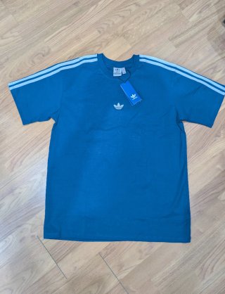 Camiseta Adidas Talla XL Azul con Etiquetas