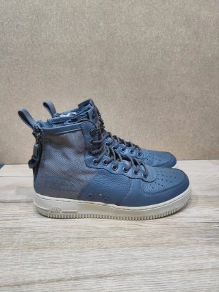 Nike SF Air Force 1 Mid Gris Oscuro 42