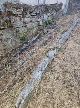 Bigas de madera antiguas