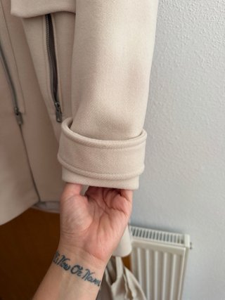 Abrigo Salsa XL crema con cuello pelo