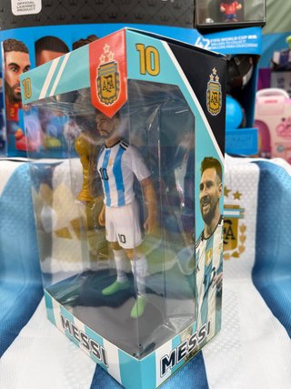 Figura Leo Messi con Trofeo Mundial