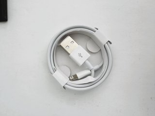 Cabos Lighting USB 1M Apple iPhone NOVOS