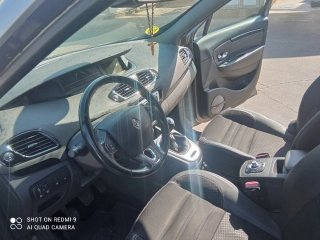 Renault Grand Scenic 2015