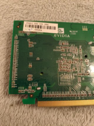 Tarjeta Gráfica NVIDIA GF9400GT 512MB DDR2