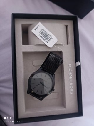 Reloj Michael Kors Negro/Plateado Nuevo