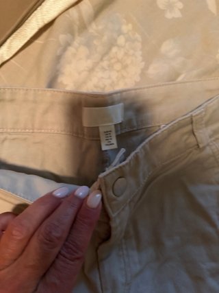 Pantalón cargo beige talla L