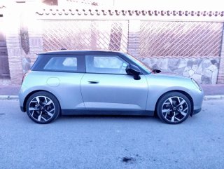 MINI Cooper 2024