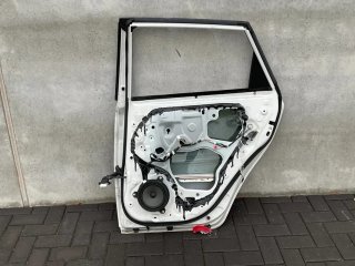 Puerta tra dcha Toyota Auris 2012-2018
