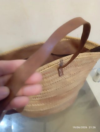 Cesta de playa de mimbre