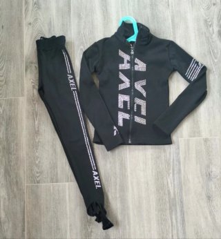 Conjunto deportivo Axel con pedrería