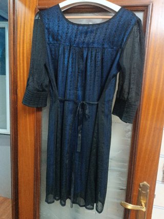 Vestido tul negro y azul