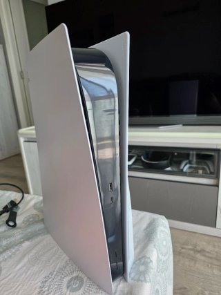 PlayStation 5 PS5 con Mando y Caja