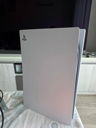 PlayStation 5 PS5 con Mando y Caja