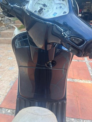 Piaggio Vespa 125cc LX