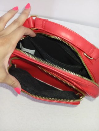 Bolso rojo acolchado
