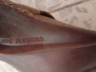 Zapatos planos de cuero marrón
