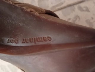 Zapatos planos de cuero marrón