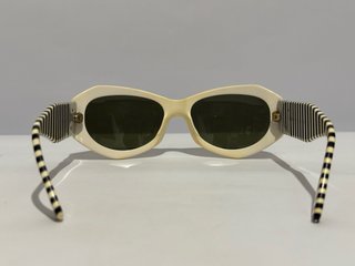 Occhiali da sole Valentino vintage 652 657 140