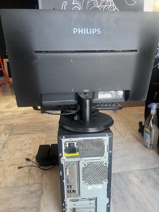 PC Completo + Monitor Philips + 2 Discos