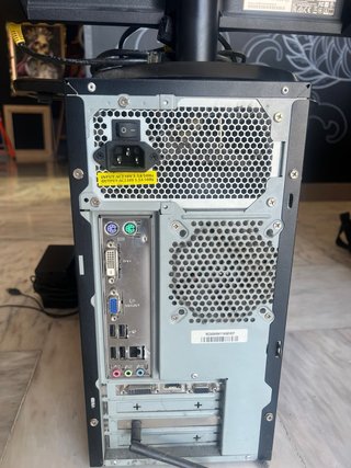 PC Completo + Monitor Philips + 2 Discos